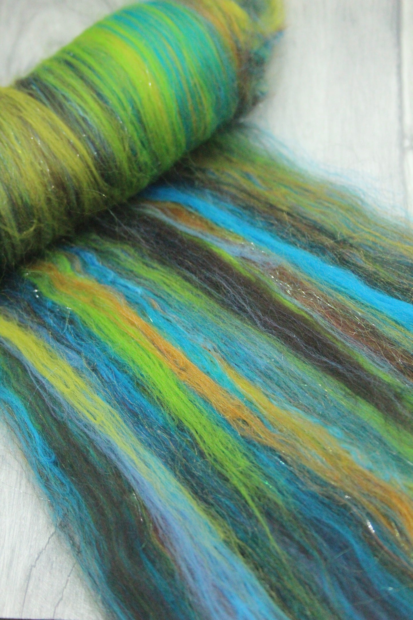 Merino Art Batt - Brown Blue Black Brown - 39 grams 1.3 oz - Wool for felting, spinning and weaving