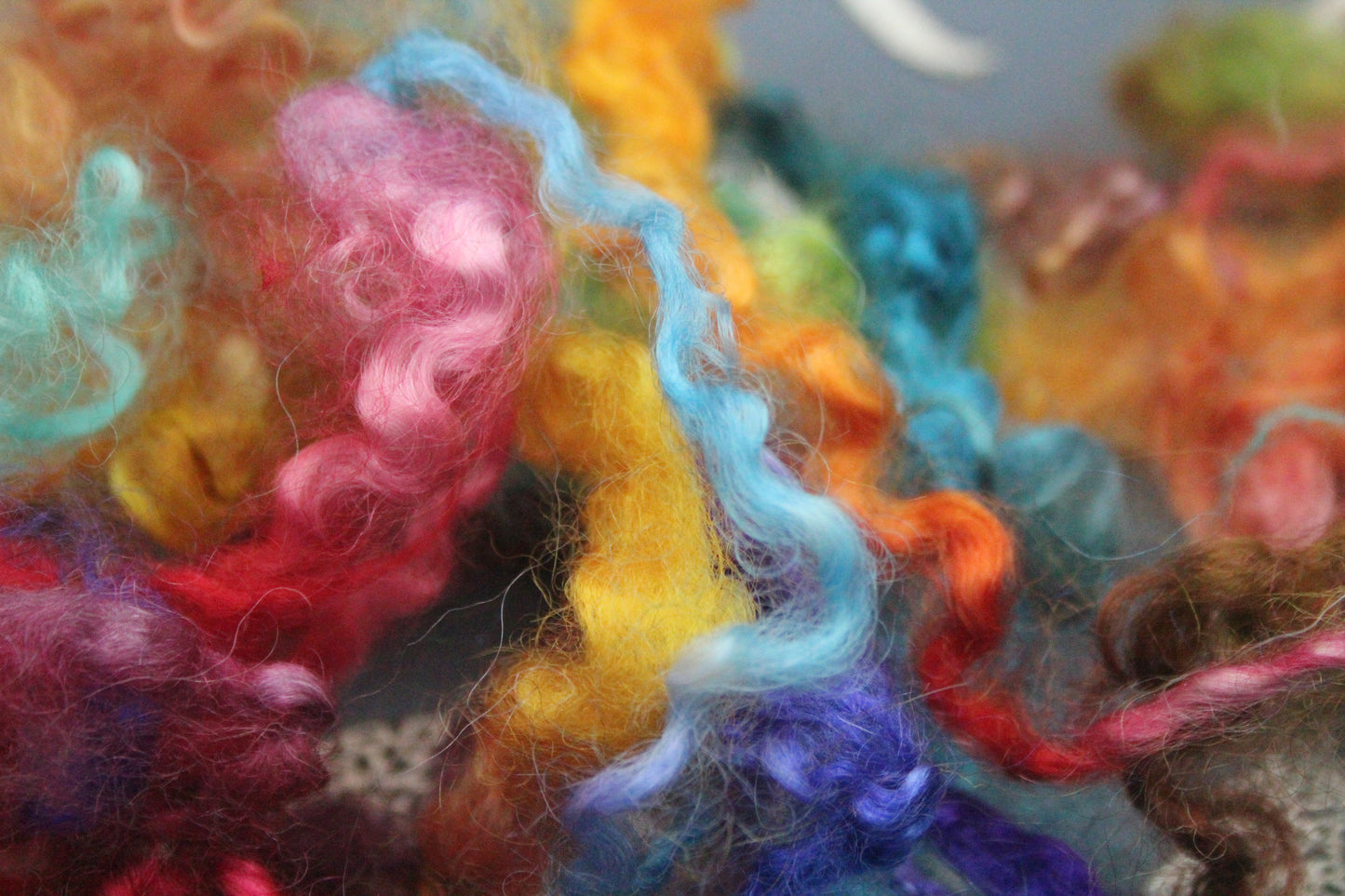 12 Grams Masham Wool Imperfect Locks