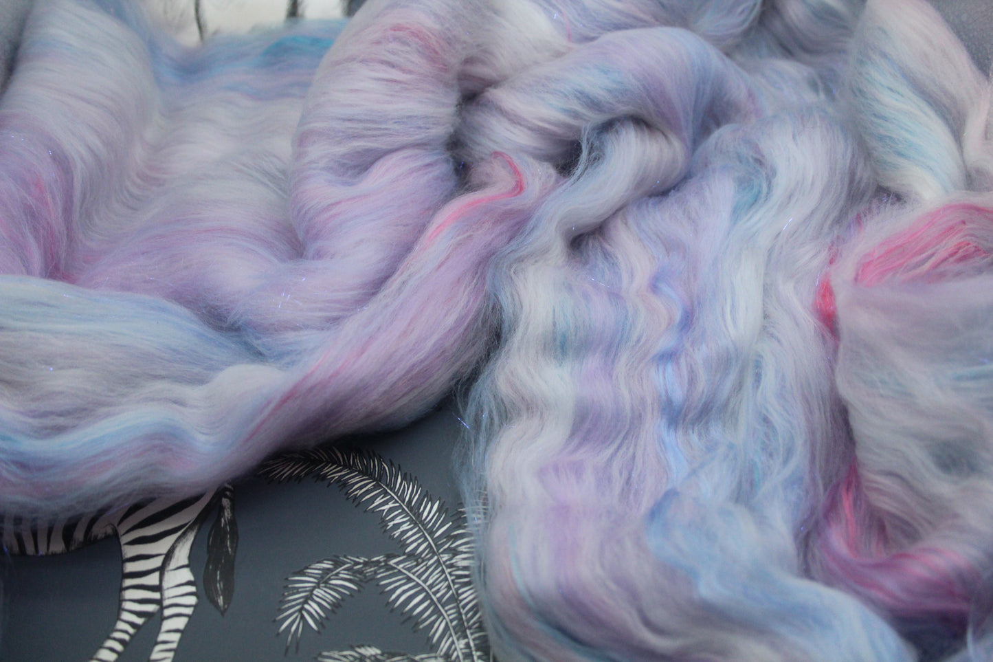 Supersoft Merino Art Batt - White Blue Purple Pink - 51 grams 1.7 oz - Wool for felting, spinning and weaving