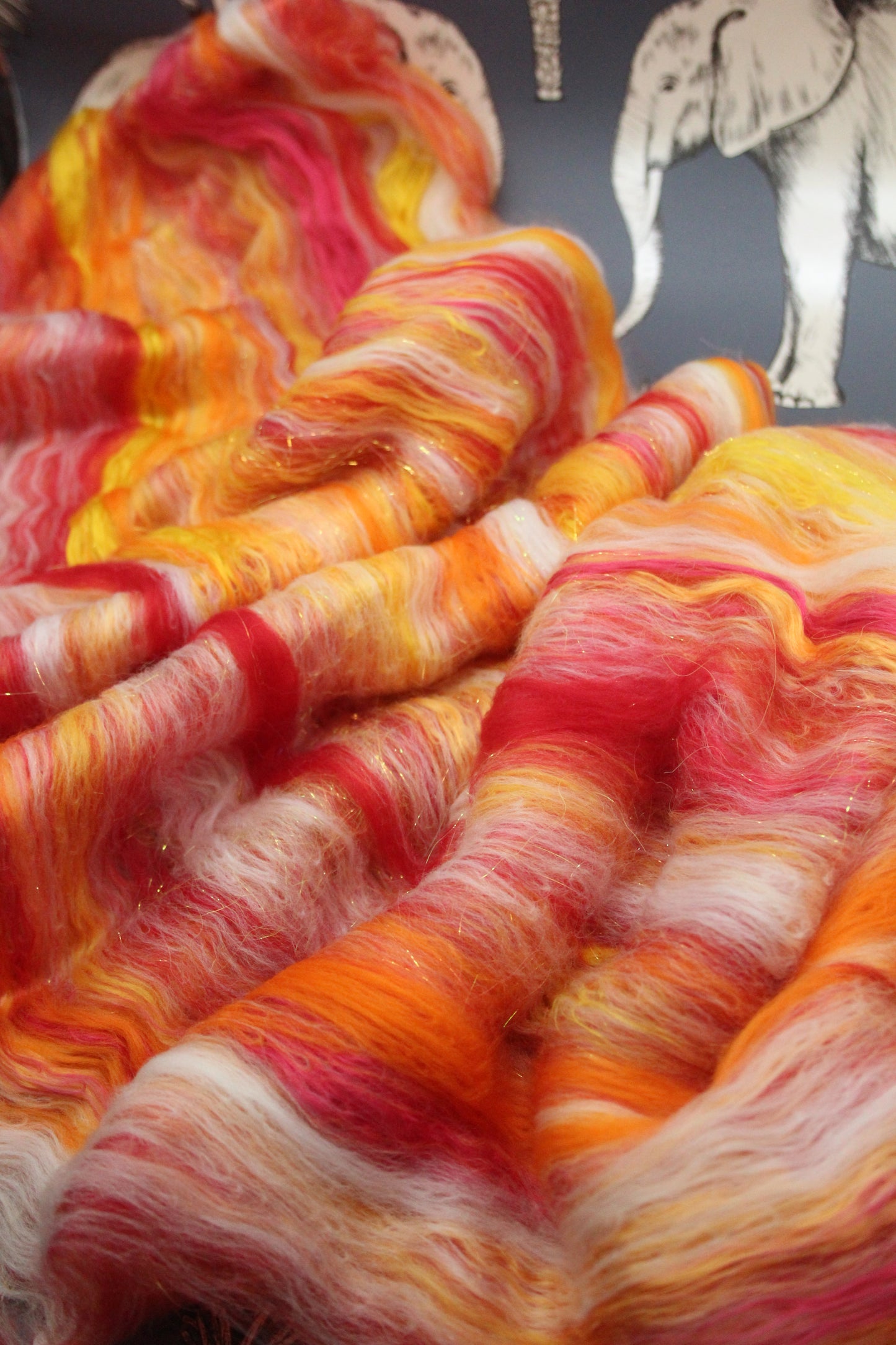 Supersoft Merino Art Batt - Red Yellow White Orange - 44 grams 1.5 oz - Wool for felting, spinning and weaving