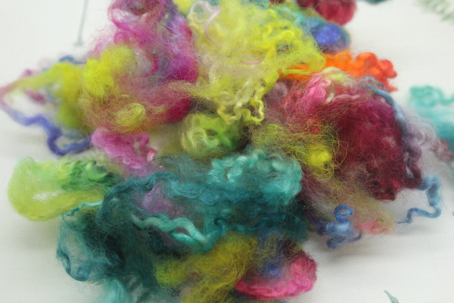 19 Grams Wool Imperfect Locks