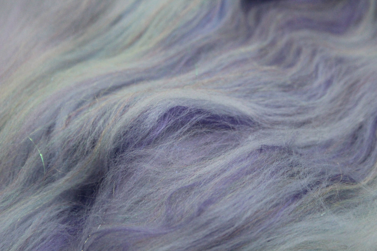 Merino Art Batt - Grey Purple White - 53 grams 1.8 oz - Wool for felting, spinning and weaving