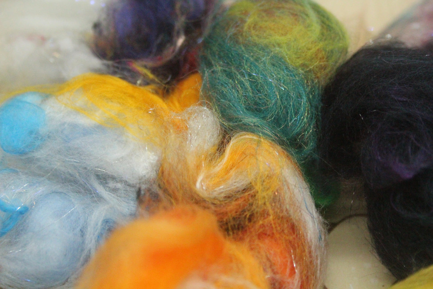 Art Batt - Orange Brown Ultraviolet Turquoise - 150 grams / 5.2 oz + 8g of locks - Wool for felting, spinning and weaving