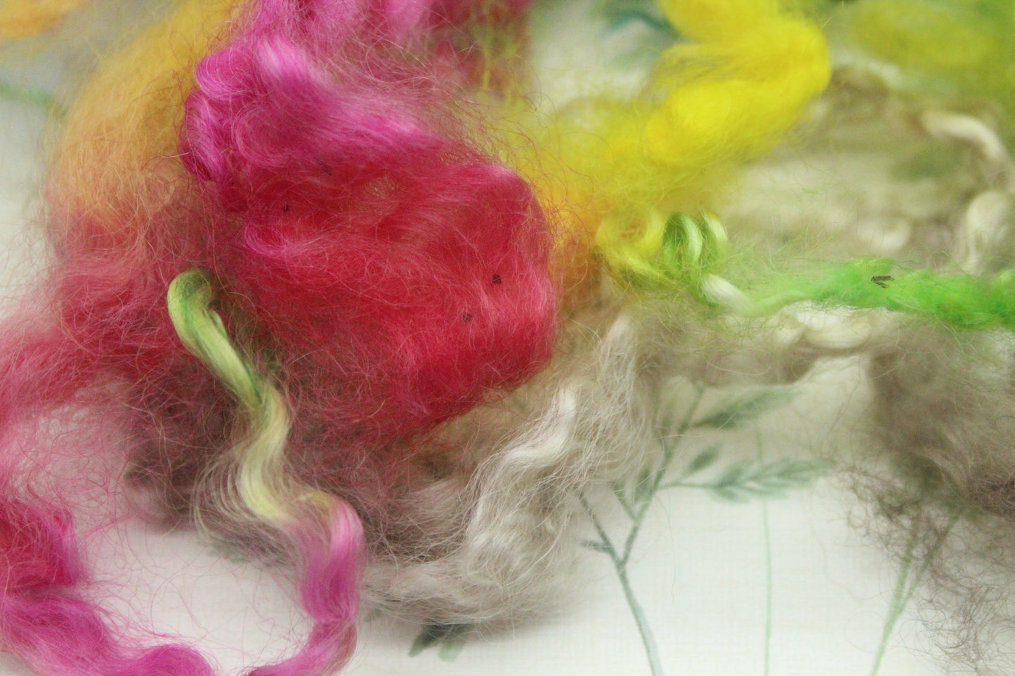25 Grams Wool Imperfect Locks