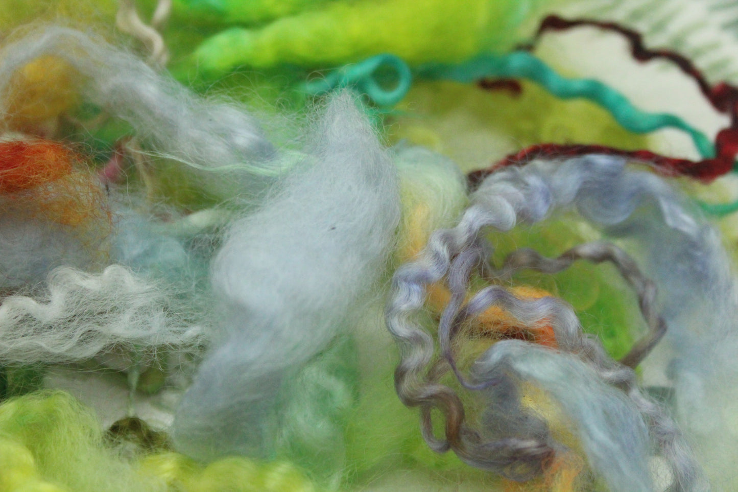 25 Grams Wool Imperfect Locks