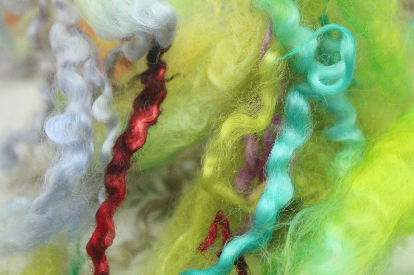 25 Grams Wool Imperfect Locks