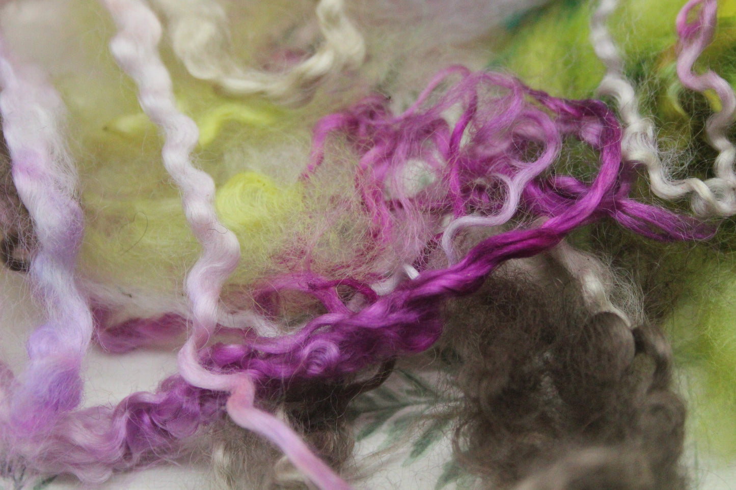 26 Grams Wool Imperfect Locks