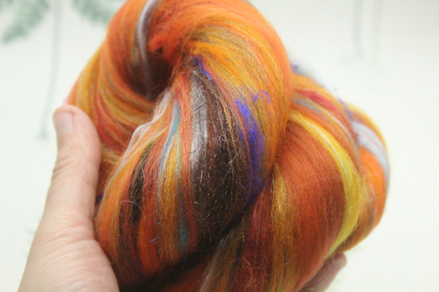 Wool Blend - White - 30 grams / 1 oz - Fibre for felting, weaving or spinning