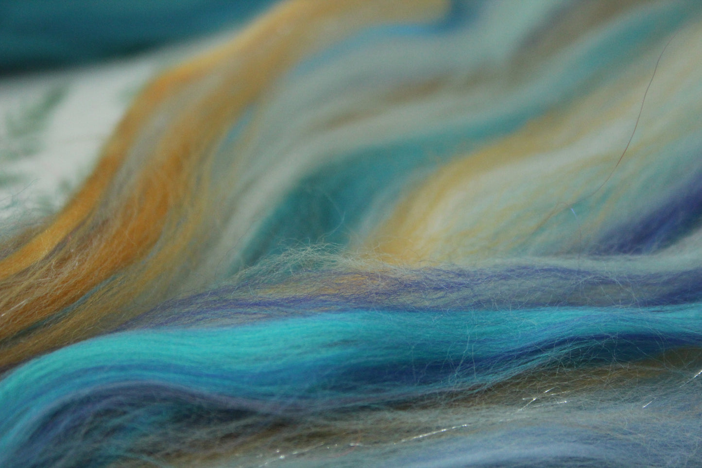 Merino Wool Blend - Orange Blue - 20 grams / 0.7 oz - Fibre for felting, weaving or spinning