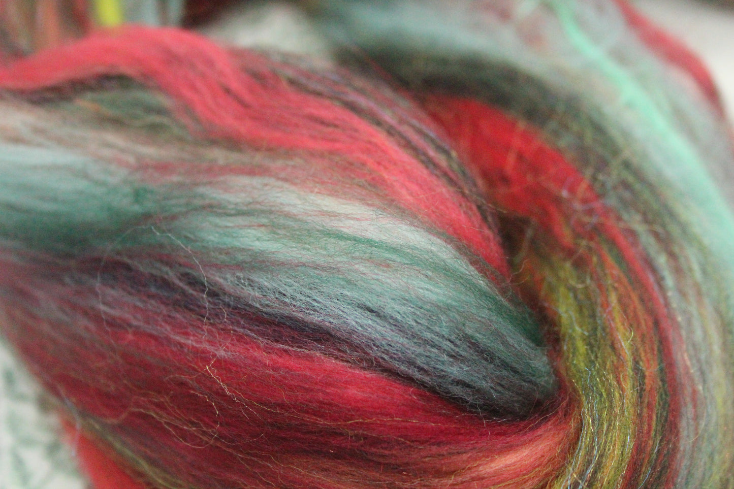 Wool Blend - Orange Brown - 27 grams / 0.9 oz - Fibre for felting, weaving or spinning
