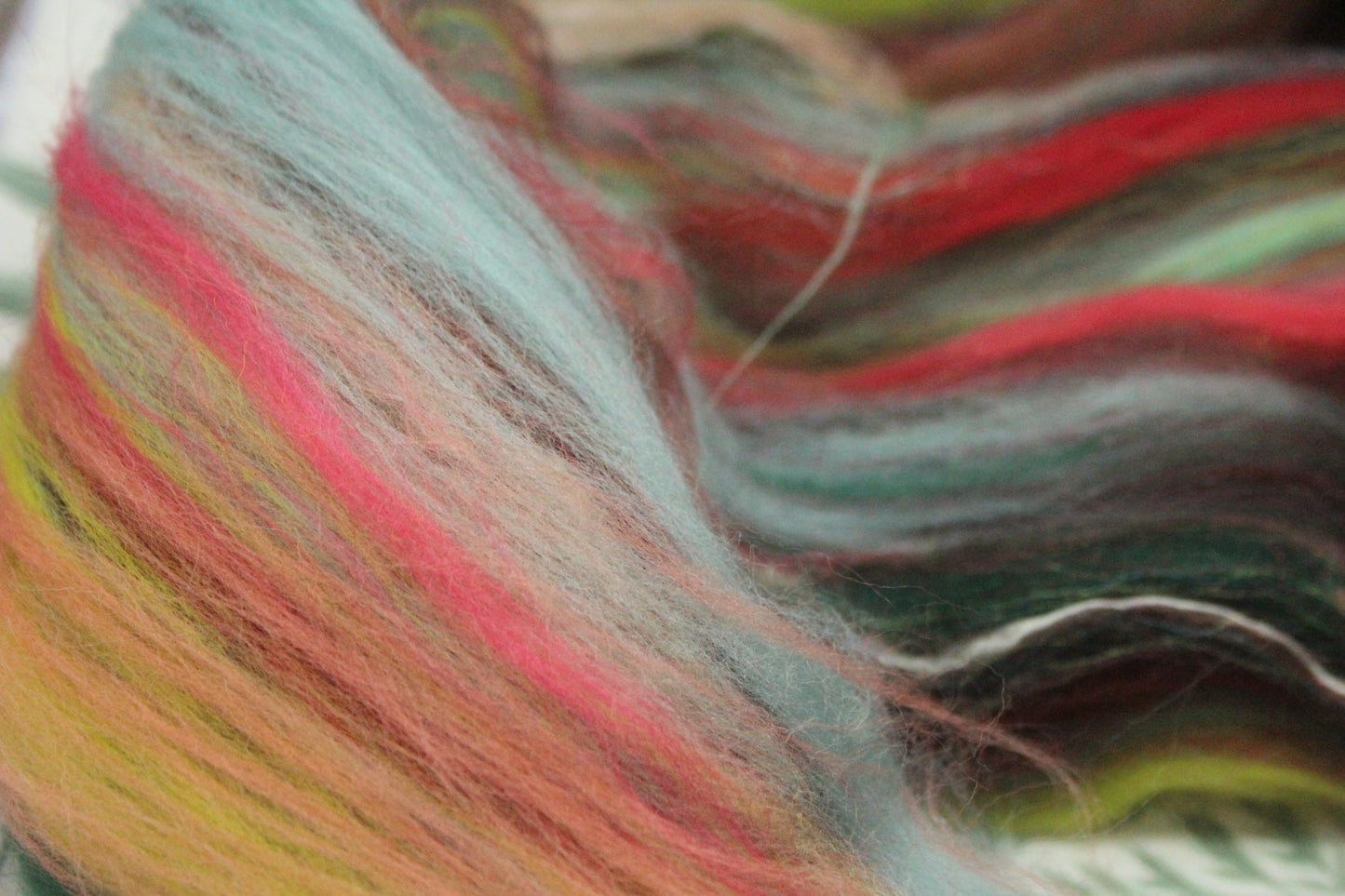 Wool Blend - Orange Brown - 27 grams / 0.9 oz - Fibre for felting, weaving or spinning