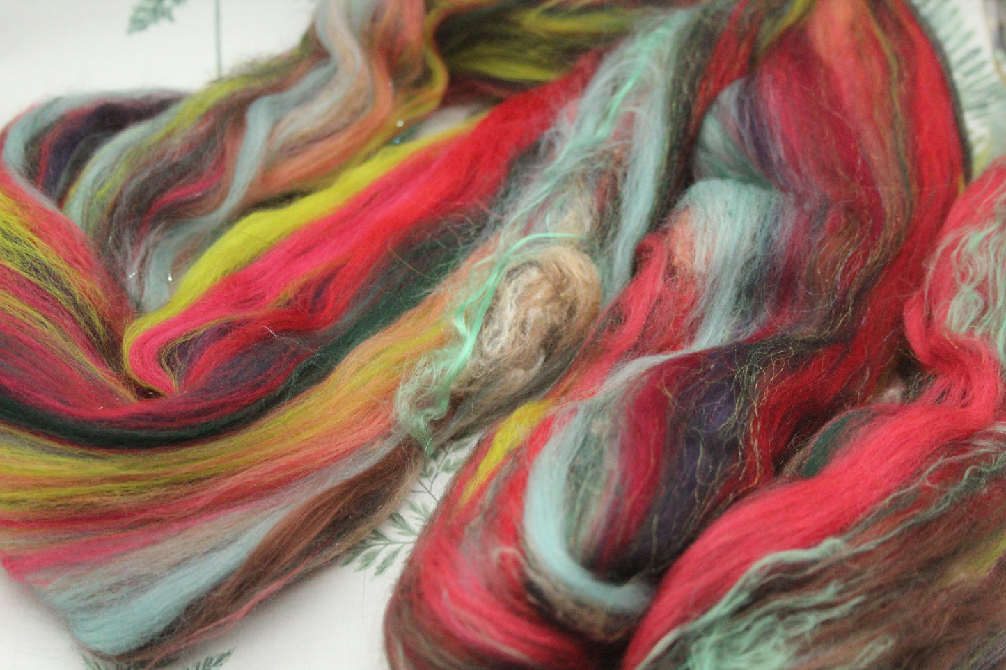 Wool Blend - Orange Brown - 27 grams / 0.9 oz - Fibre for felting, weaving or spinning