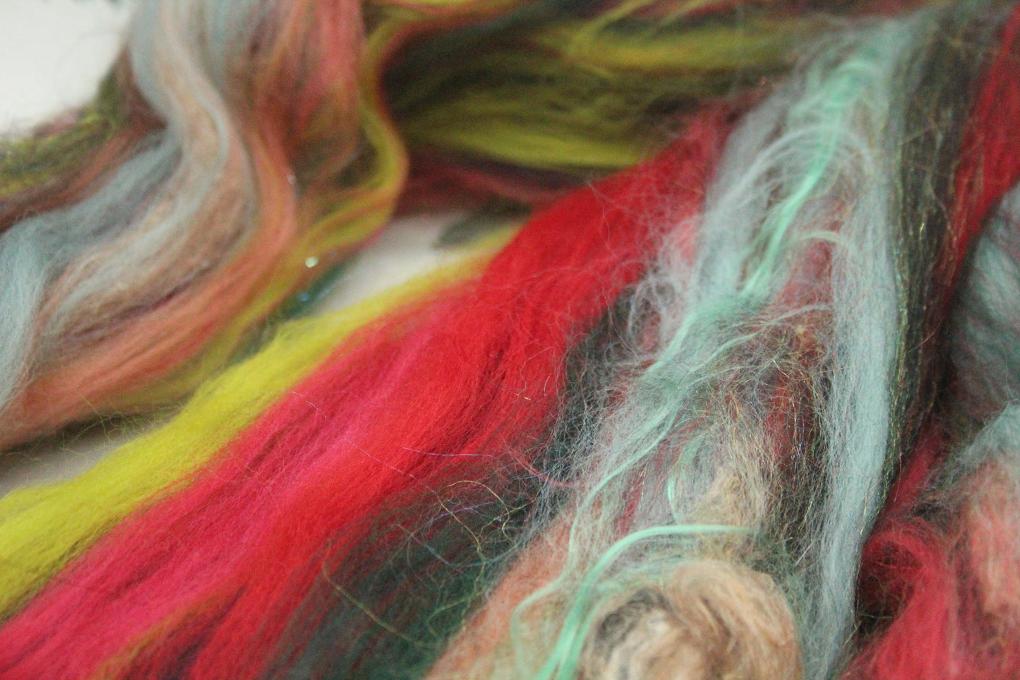 Wool Blend - Orange Brown - 19 grams / 0.6 oz - Fibre for felting, weaving or spinning