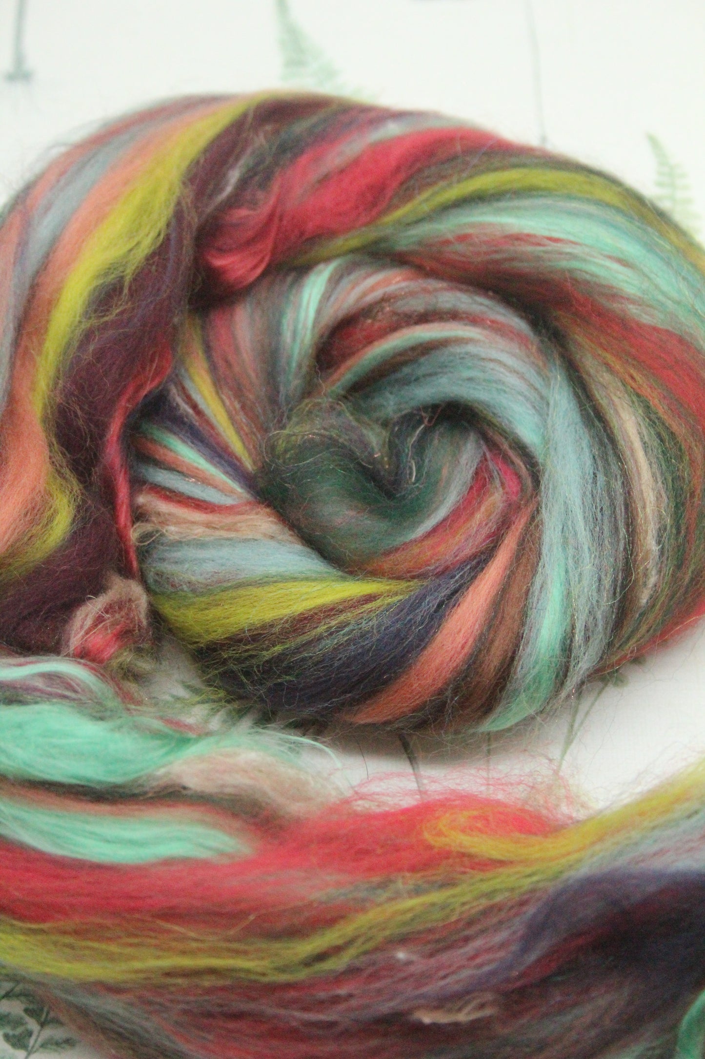 Wool Blend - Orange Brown - 25 grams / 0.8 oz - Fibre for felting, weaving or spinning
