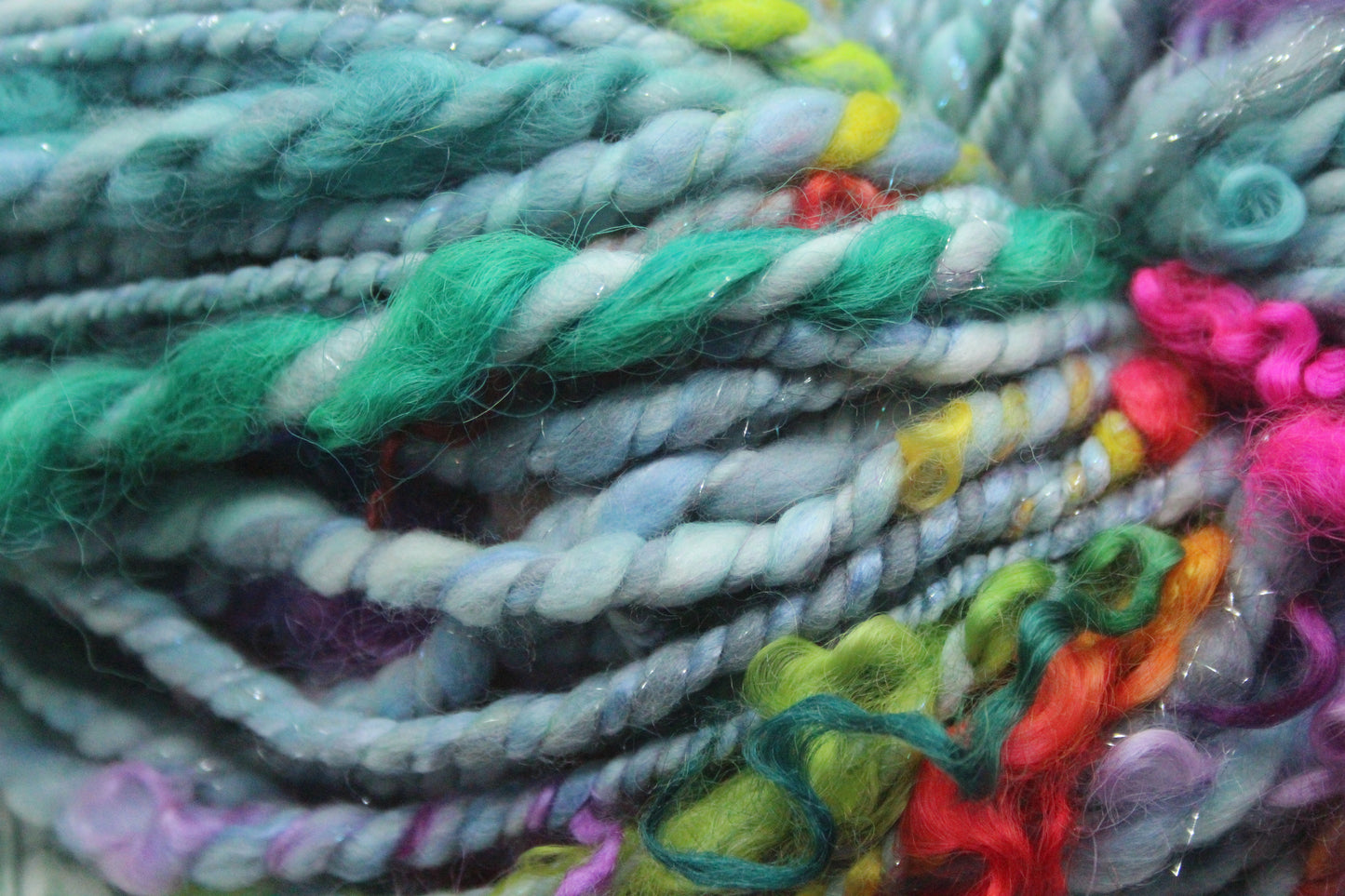 Art Batt - Yellow Pink Green Purple - Sideway Colour Change - 181 grams / 6.3 oz - Wool for felting, spinning and weaving