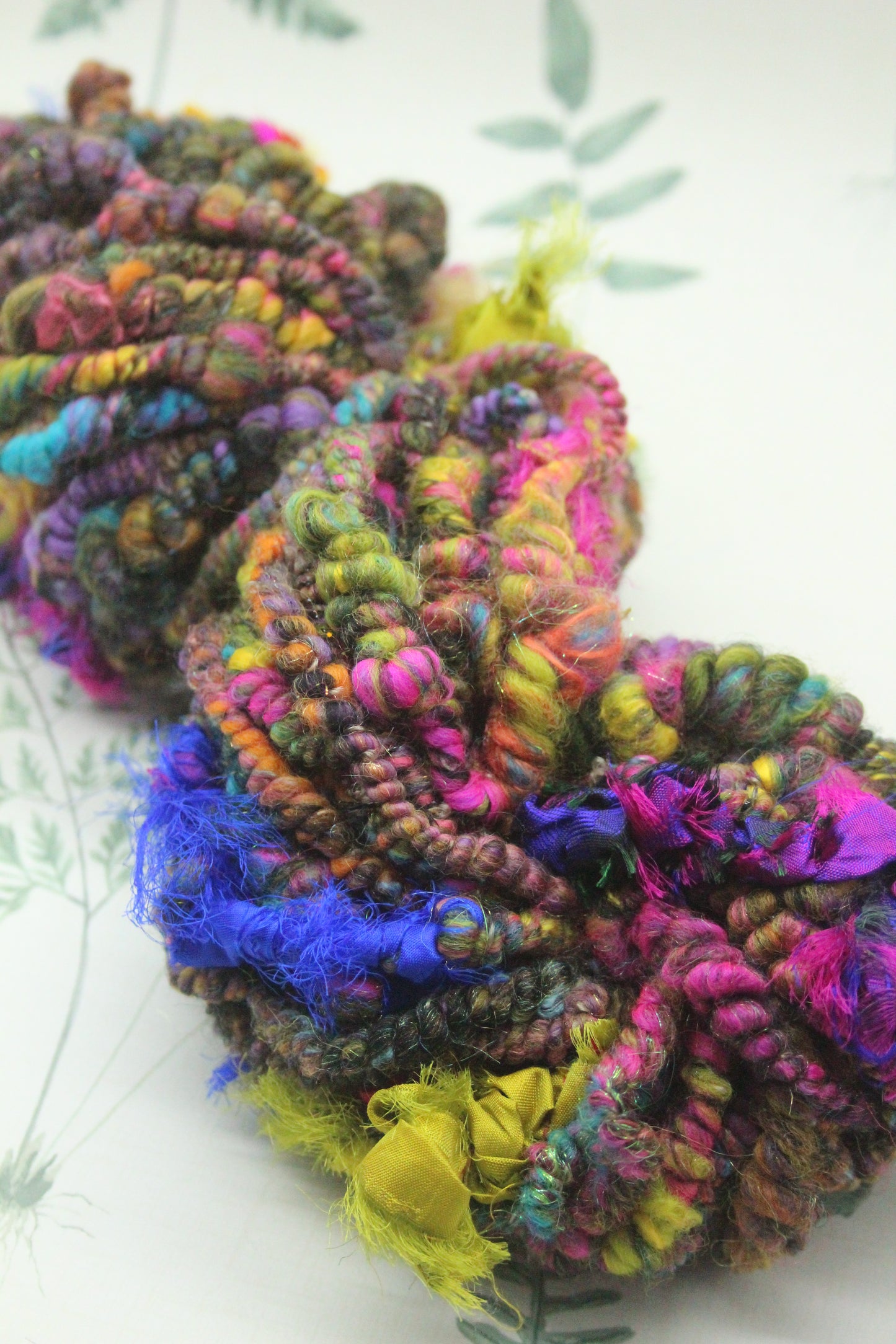 Art Batt - Blue - 177 grams / 6.2 oz - Wool for felting, spinning and weaving