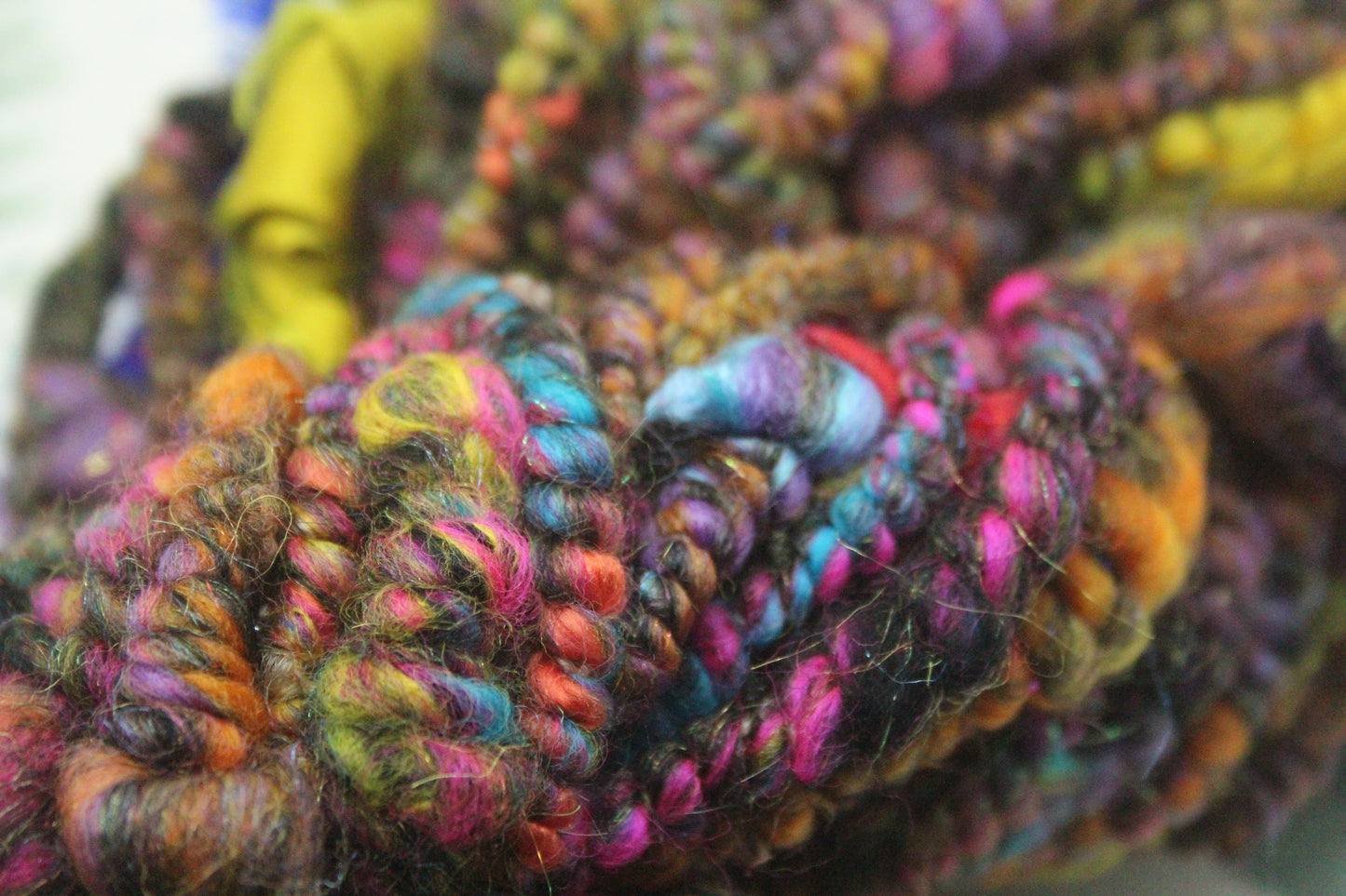Art Batt - Blue - 177 grams / 6.2 oz - Wool for felting, spinning and weaving
