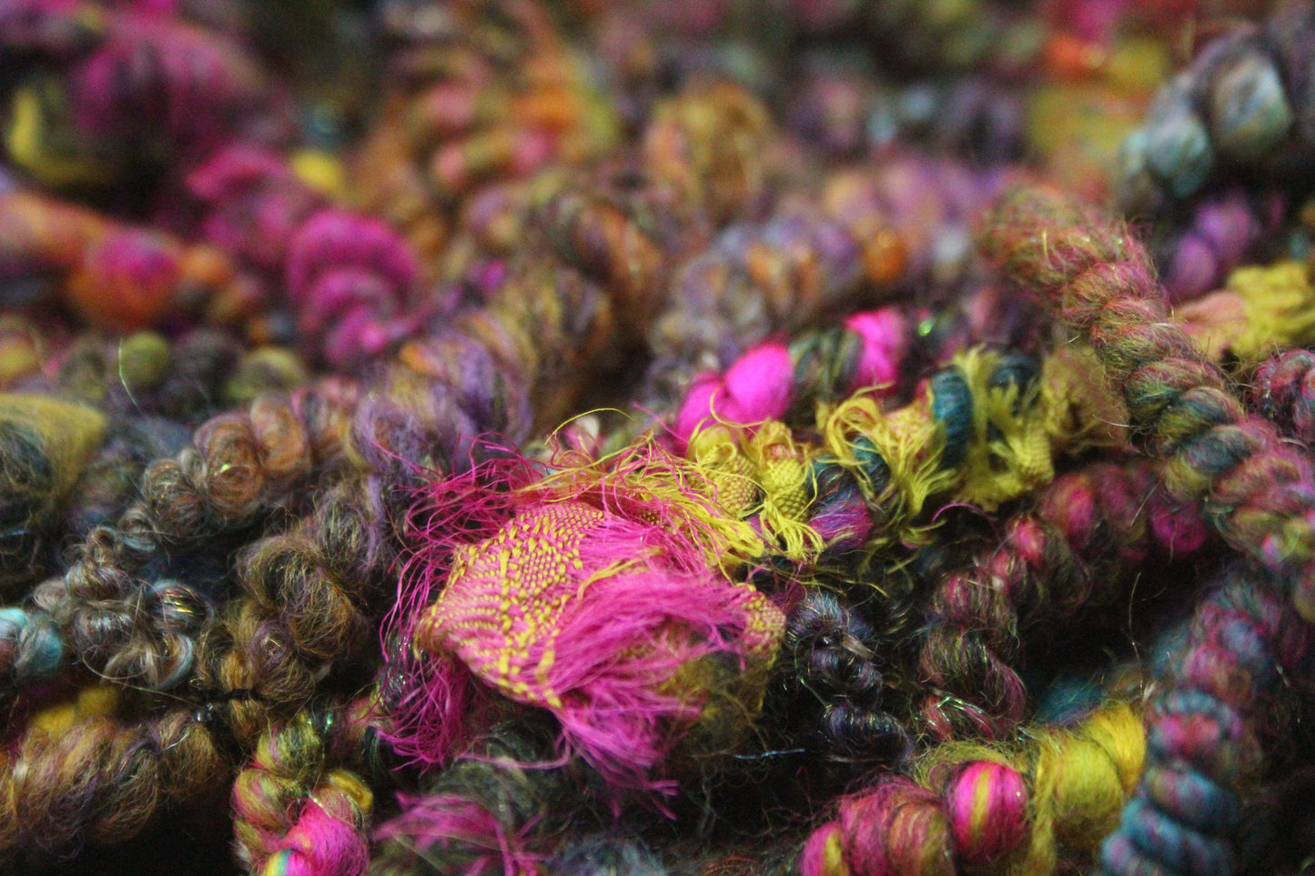 Art Batt - Blue - 177 grams / 6.2 oz - Wool for felting, spinning and weaving