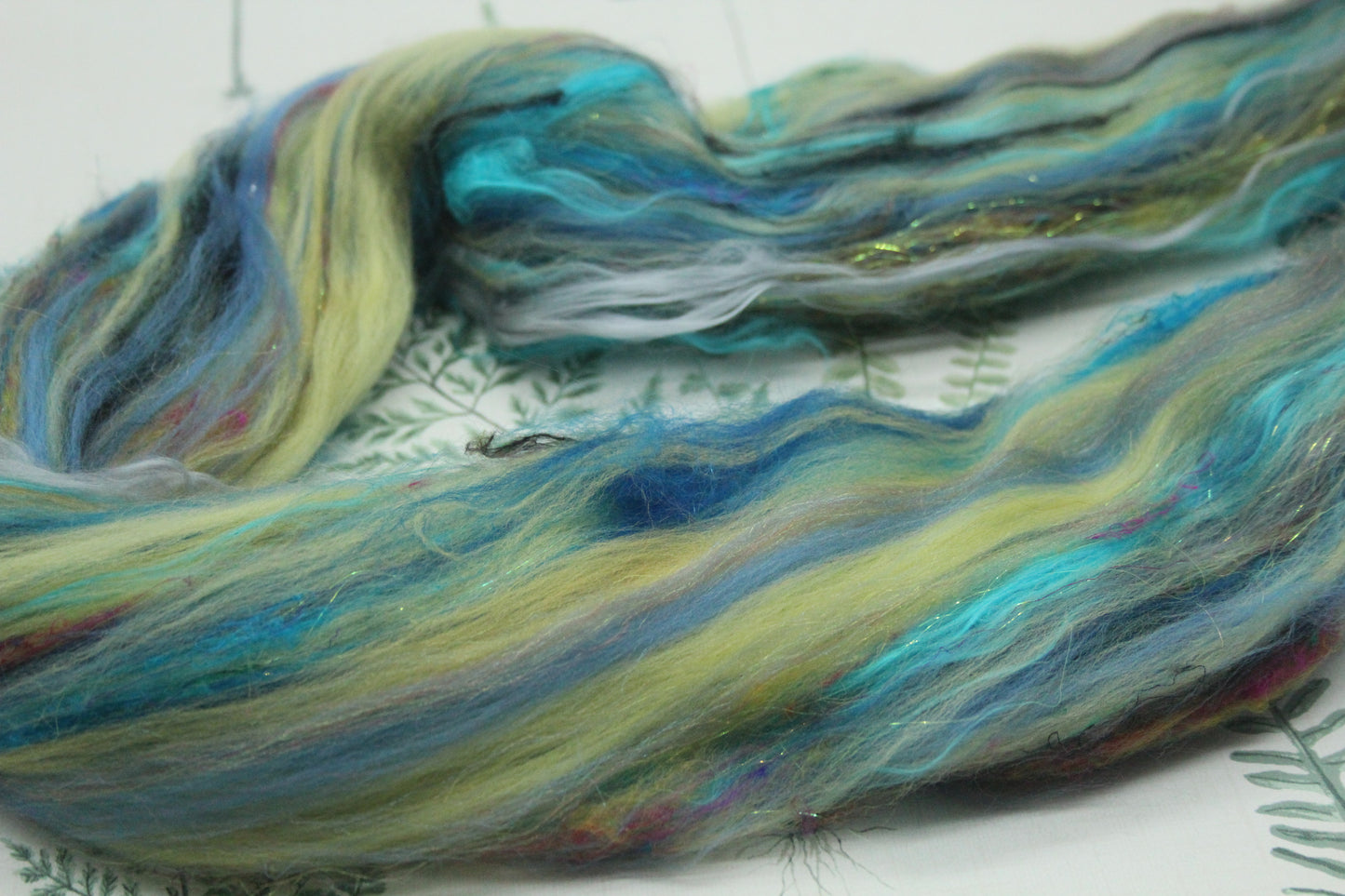 Art Batt - Pink Blue Purple - 164 grams / 5.7 oz - Wool for felting, spinning and weaving