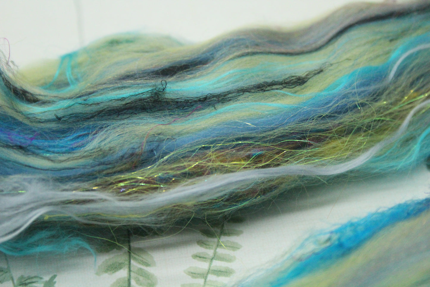 Art Batt - Pink Blue Purple - 164 grams / 5.7 oz - Wool for felting, spinning and weaving