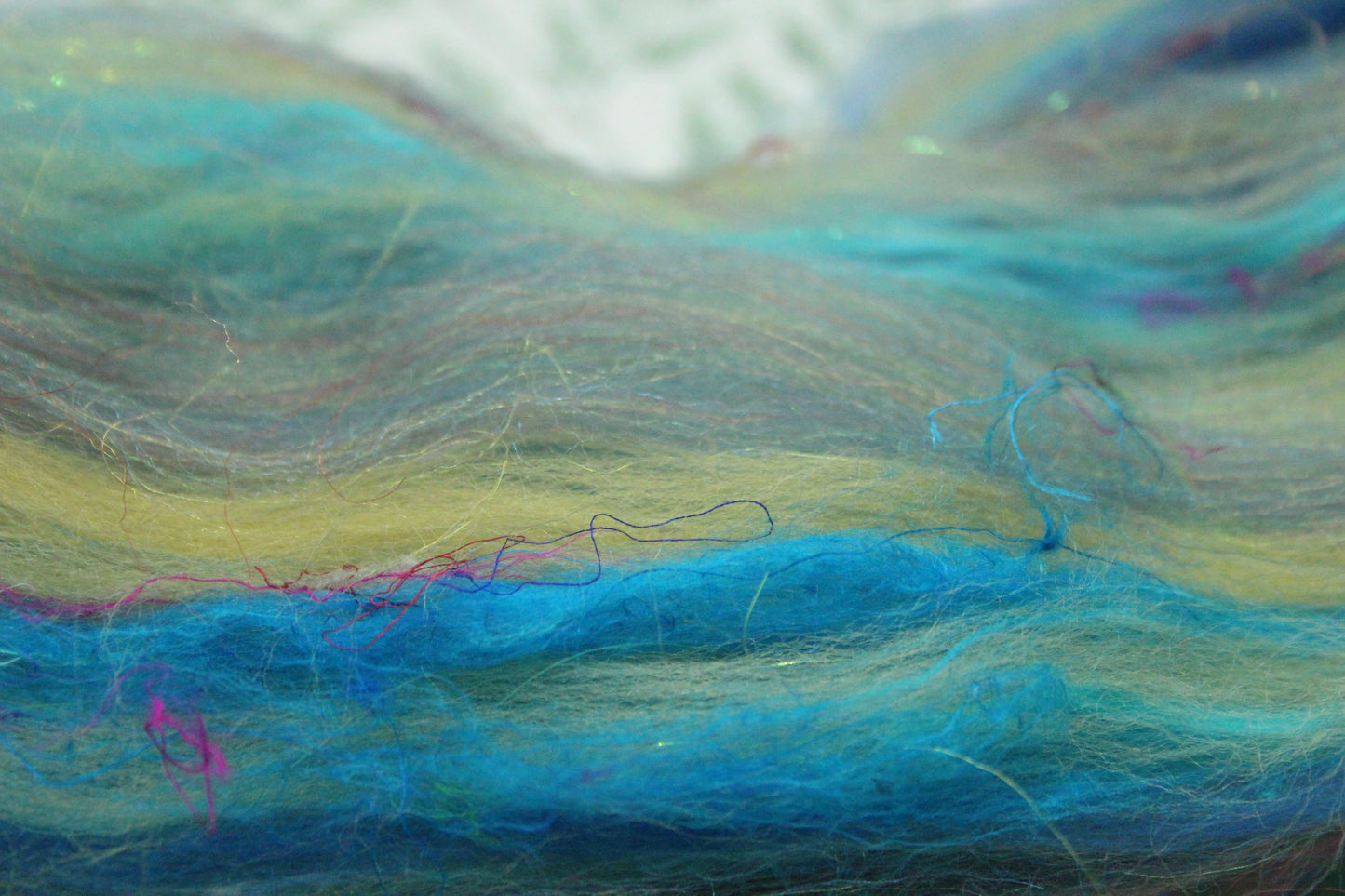 Art Batt - Pink Blue Purple - 164 grams / 5.7 oz - Wool for felting, spinning and weaving