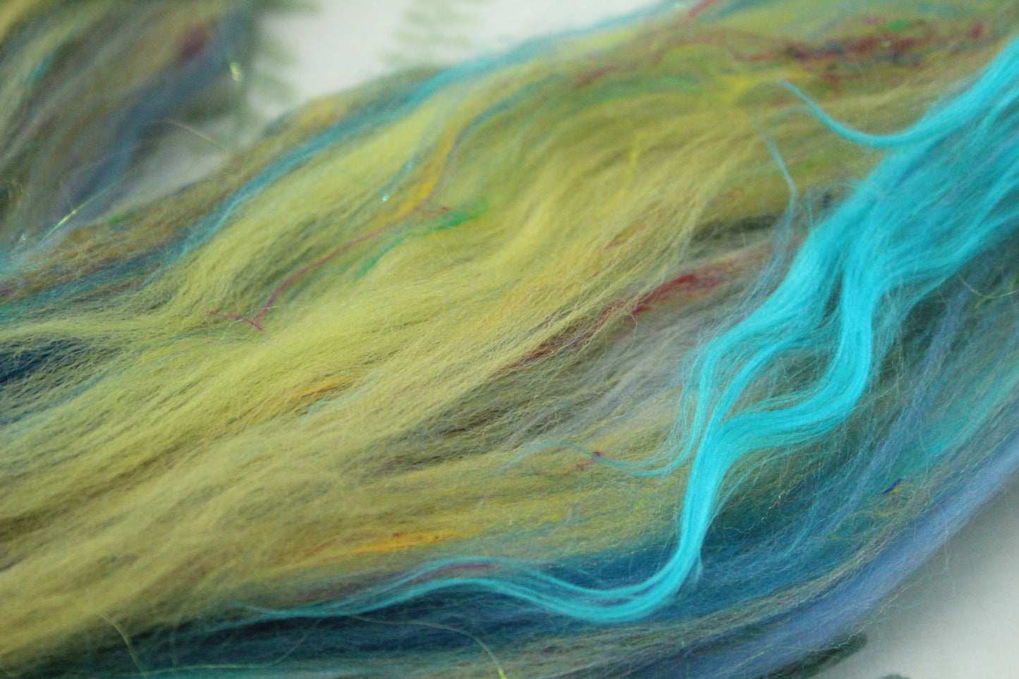 Art Batt - Pink Blue Purple - 164 grams / 5.7 oz - Wool for felting, spinning and weaving