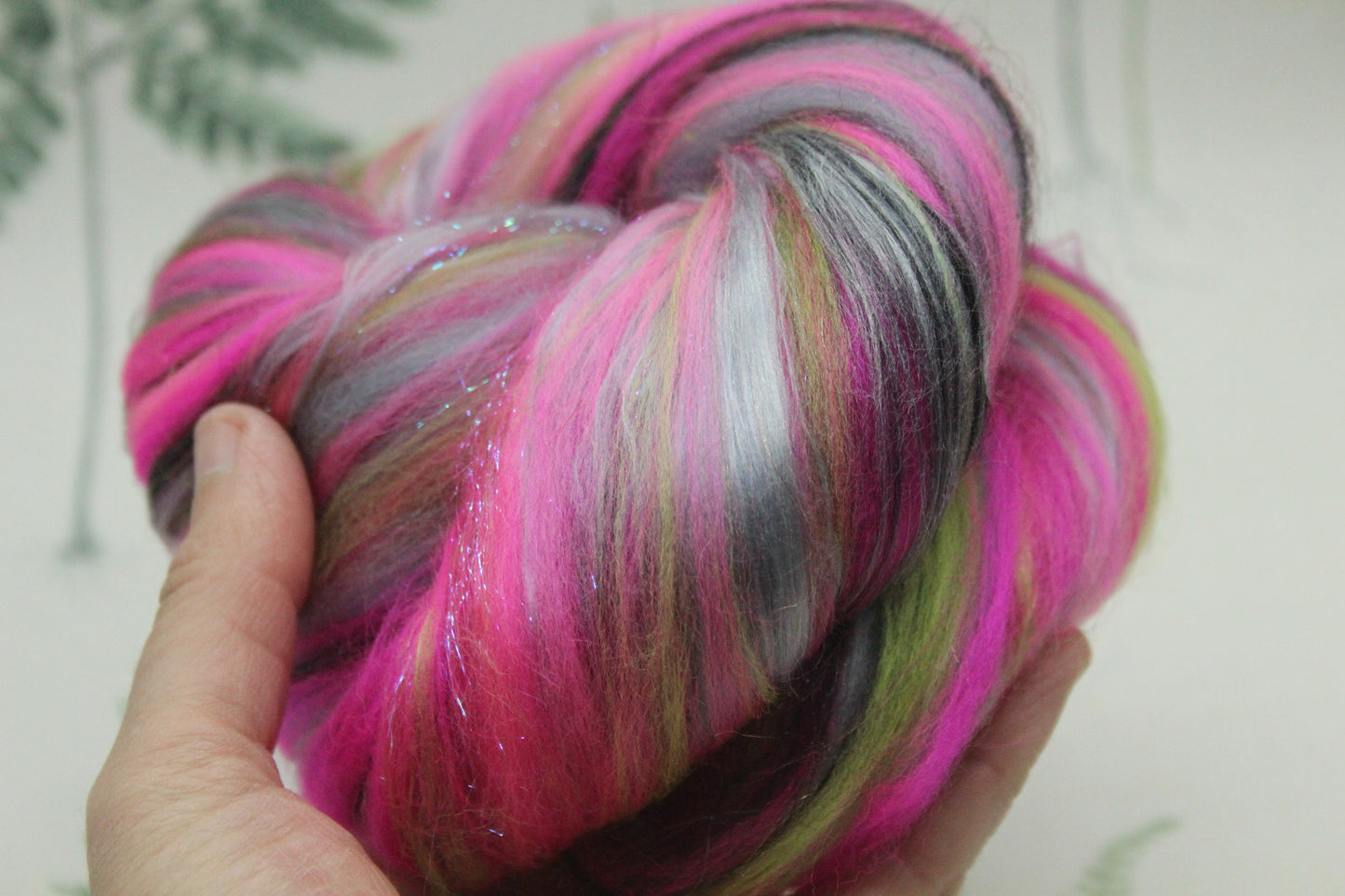 Art Batt - Pink Blue Purple - 164 grams / 5.7 oz - Wool for felting, spinning and weaving