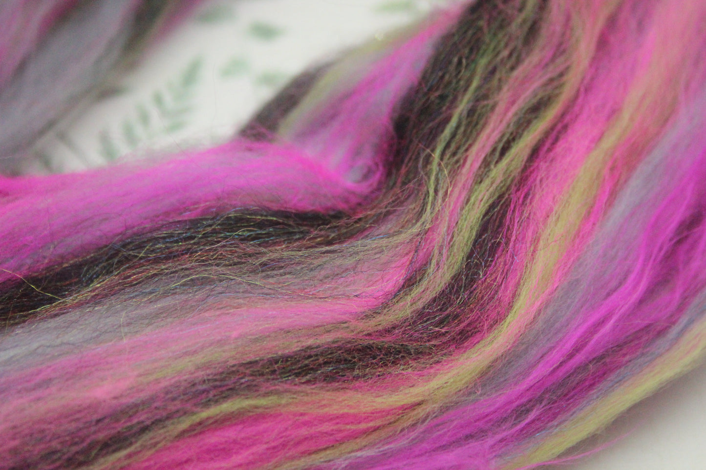 Art Batt - Pink Blue Purple - 164 grams / 5.7 oz - Wool for felting, spinning and weaving