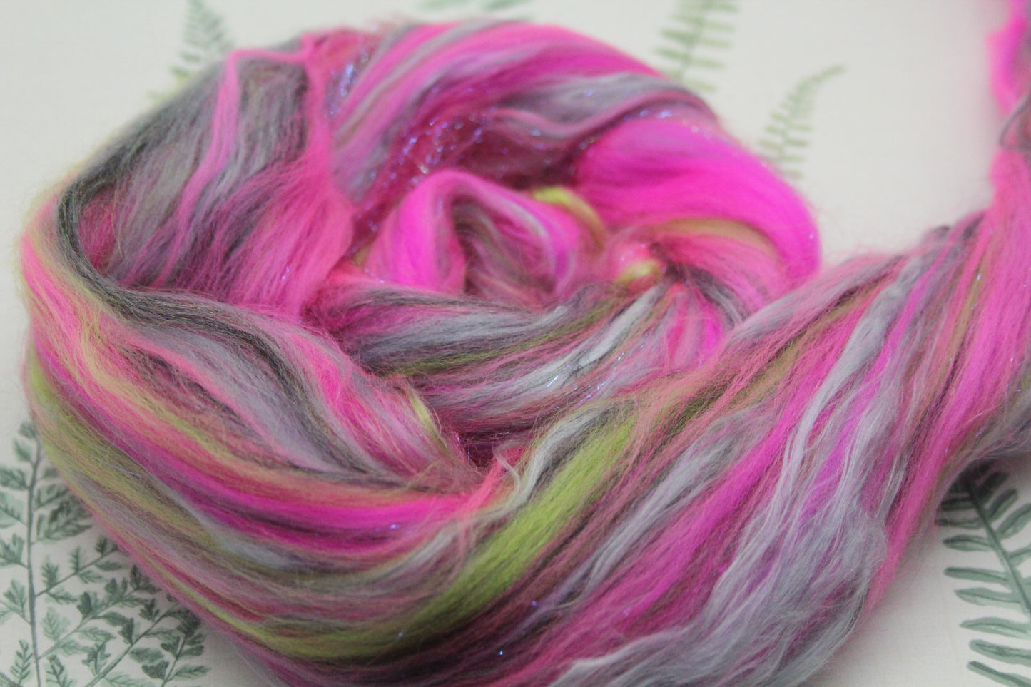Wool Blend - Green Brown Purple - 15 grams / 0.5 oz - Fibre for felting, weaving or spinning