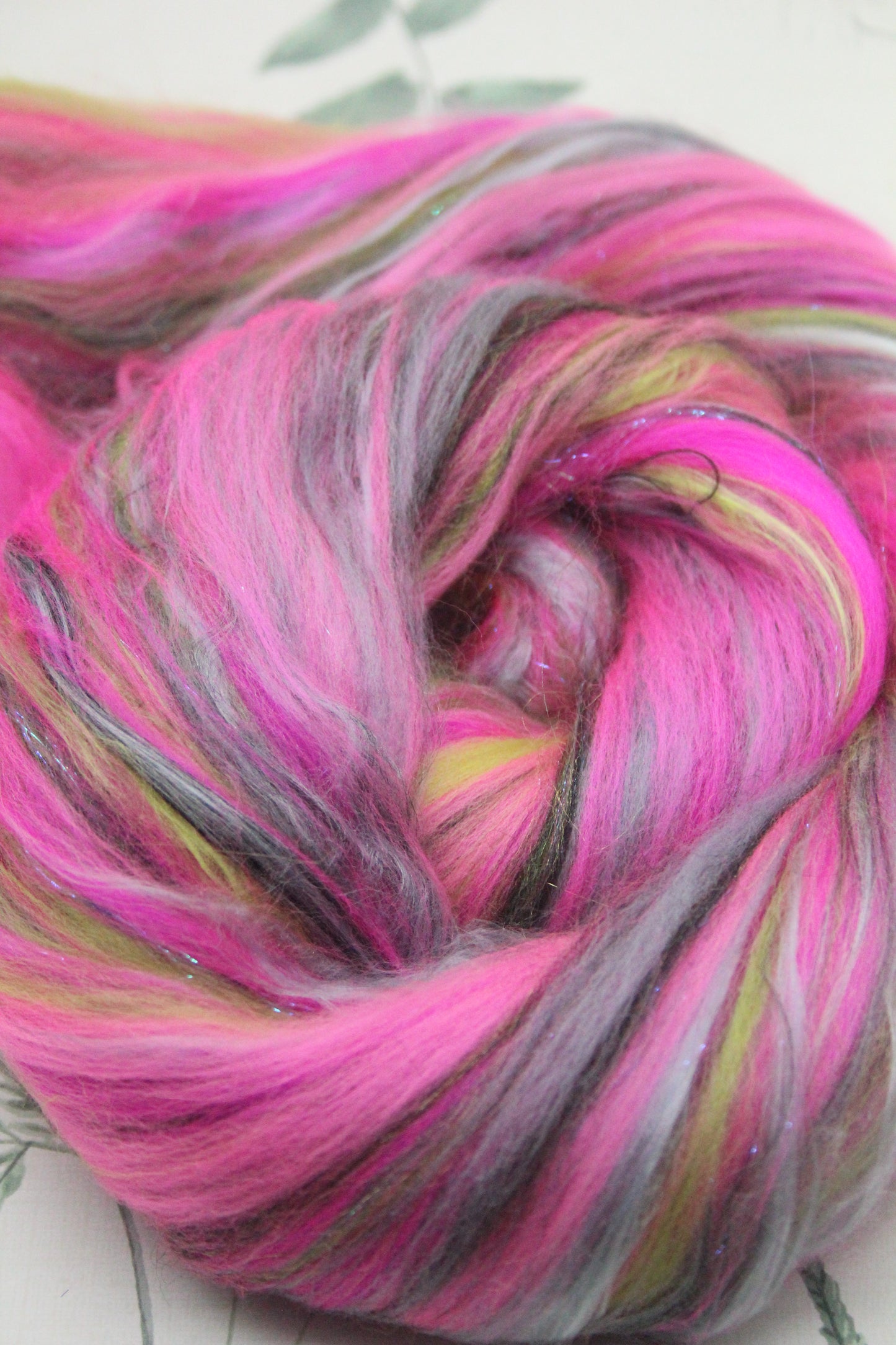 Merino Wool Blend - Pink Grey Black Green - 28 grams / 0.9 oz - Fibre for felting, weaving or spinning