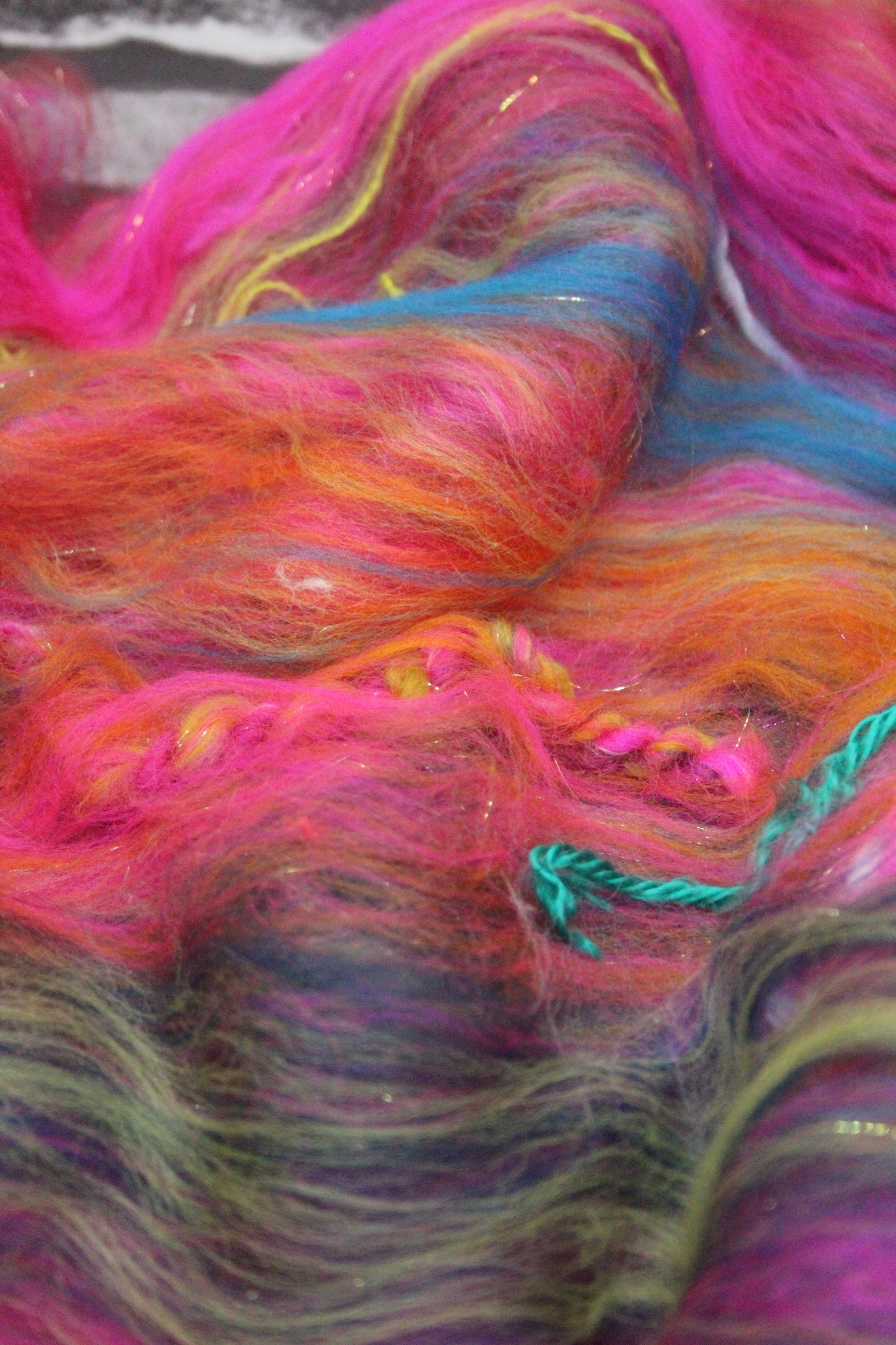 Merino Wool Blend - Red Pink Orange Blue Green + Scrap Yarns - 60 grams / 2.1 oz - Fibre for felting, spinning and weaving
