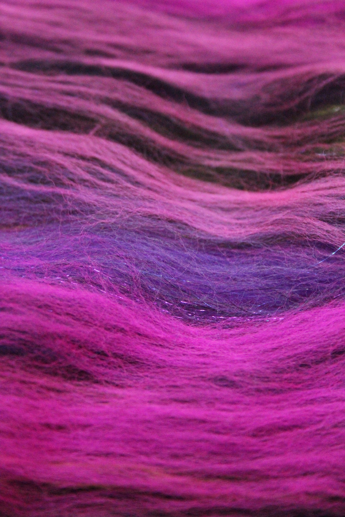 Merino Art Batt - Pink Black Purple - 114 grams 4 oz - Wool for felting, spinning and weaving