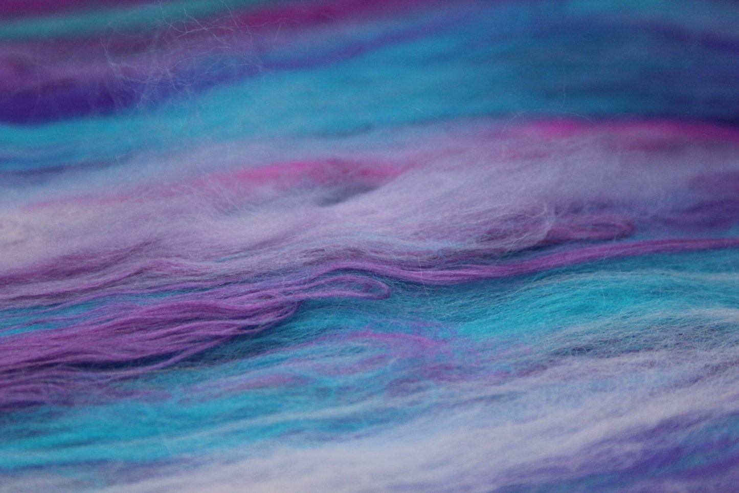 Supersoft Merino Art Batt - Purple Pink Blue - 138 grams 4.8 oz - Wool for felting, spinning and weaving