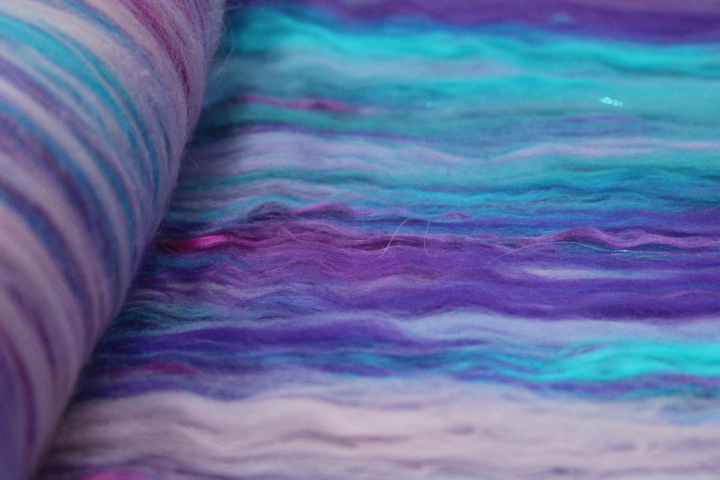Supersoft Merino Art Batt - Purple Pink Blue - 138 grams 4.8 oz - Wool for felting, spinning and weaving