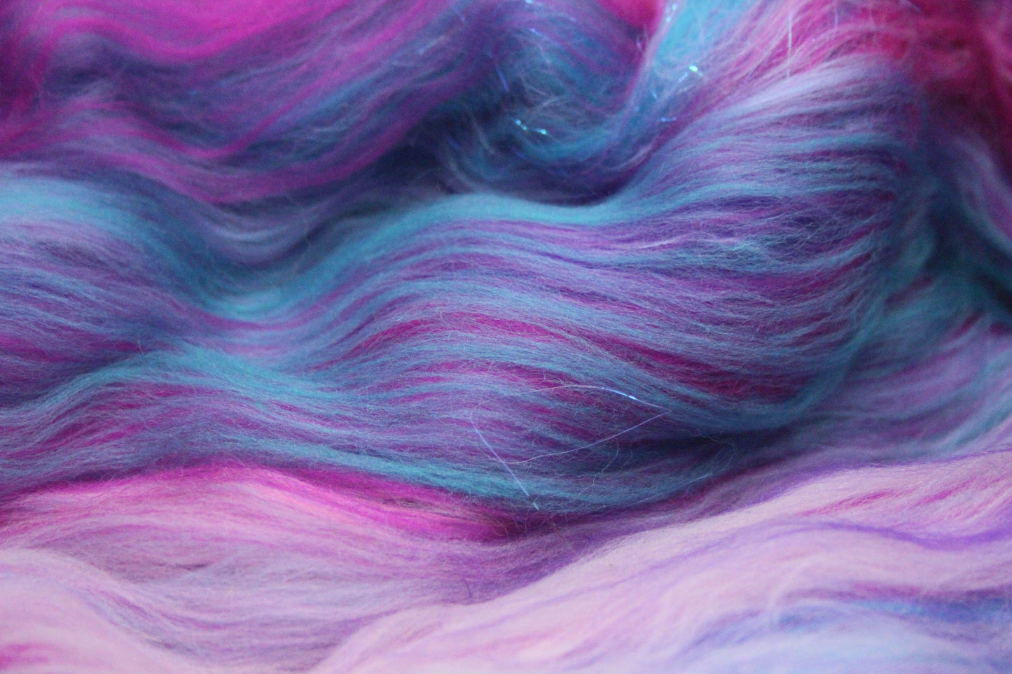 Supersoft Merino Art Batt - Purple Pink Blue - 138 grams 4.8 oz - Wool for felting, spinning and weaving