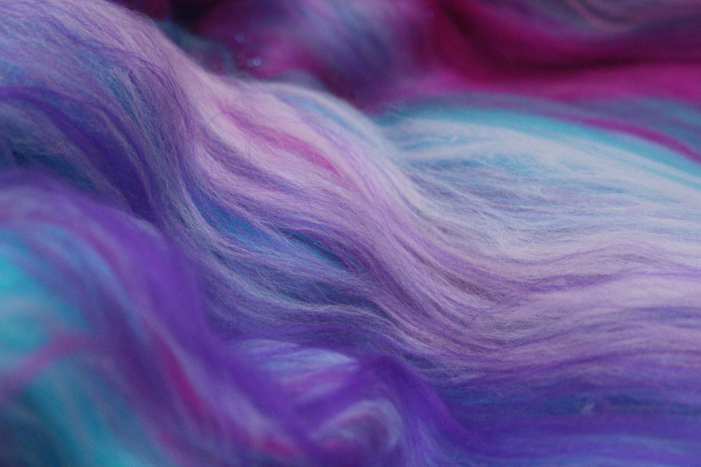 Supersoft Merino Art Batt - Purple Pink Blue - 138 grams 4.8 oz - Wool for felting, spinning and weaving