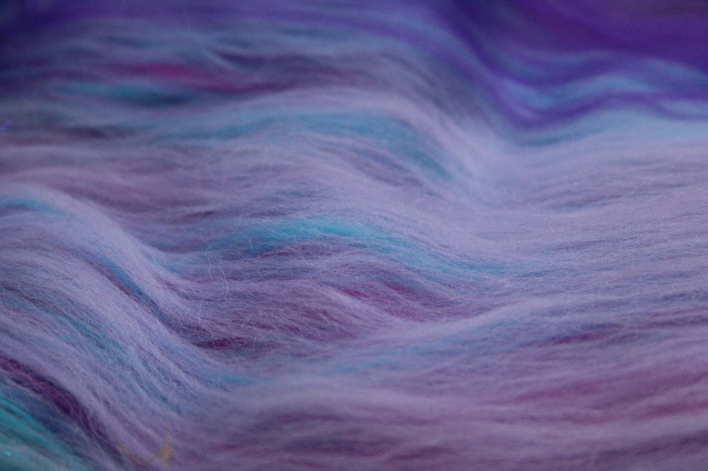 Supersoft Merino Art Batt - Purple Pink Blue - 138 grams 4.8 oz - Wool for felting, spinning and weaving