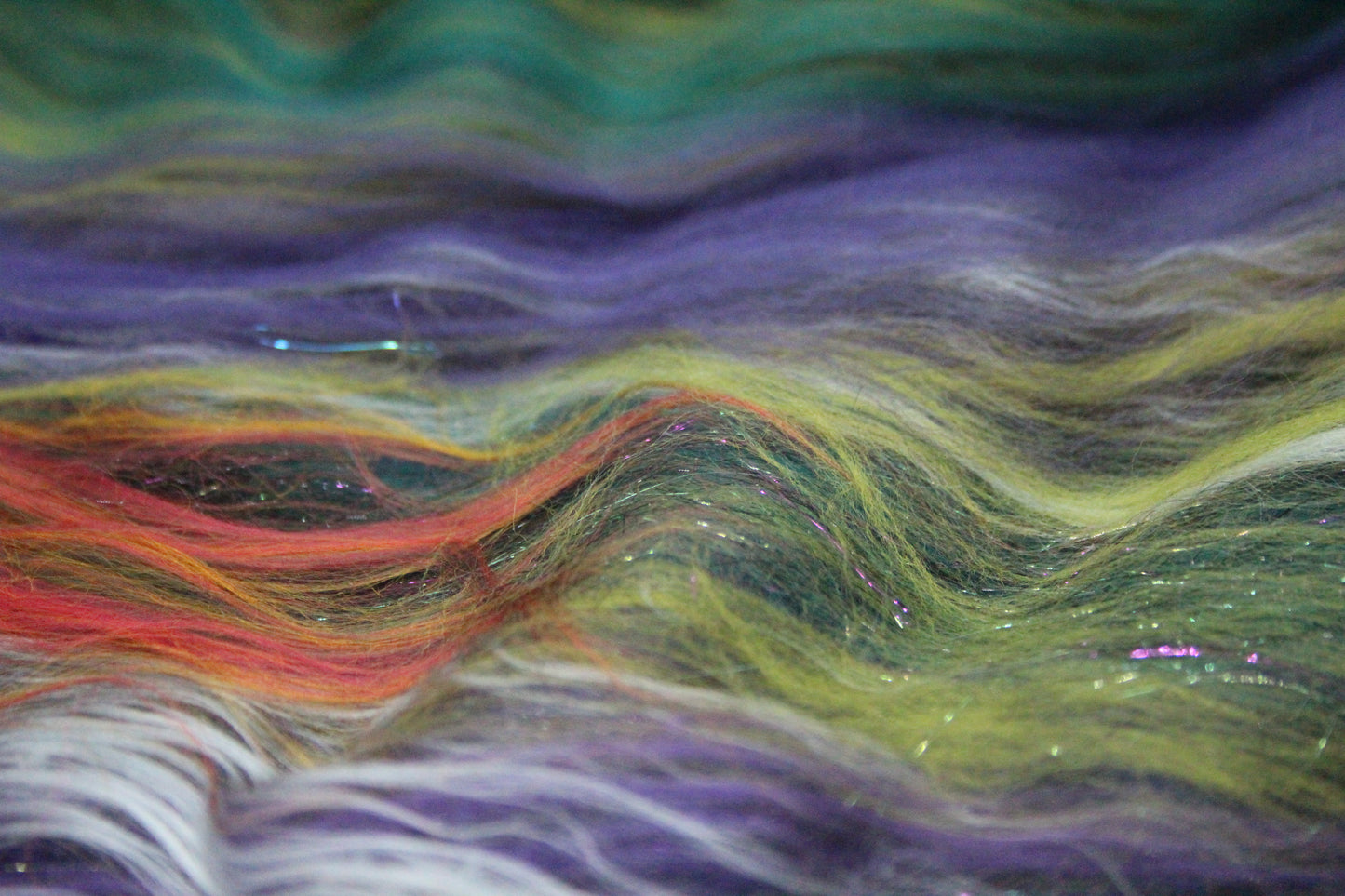 Supersoft Merino Art Batt - Black Purple Green - 91 grams 3.2 oz - Wool for felting, spinning and weaving