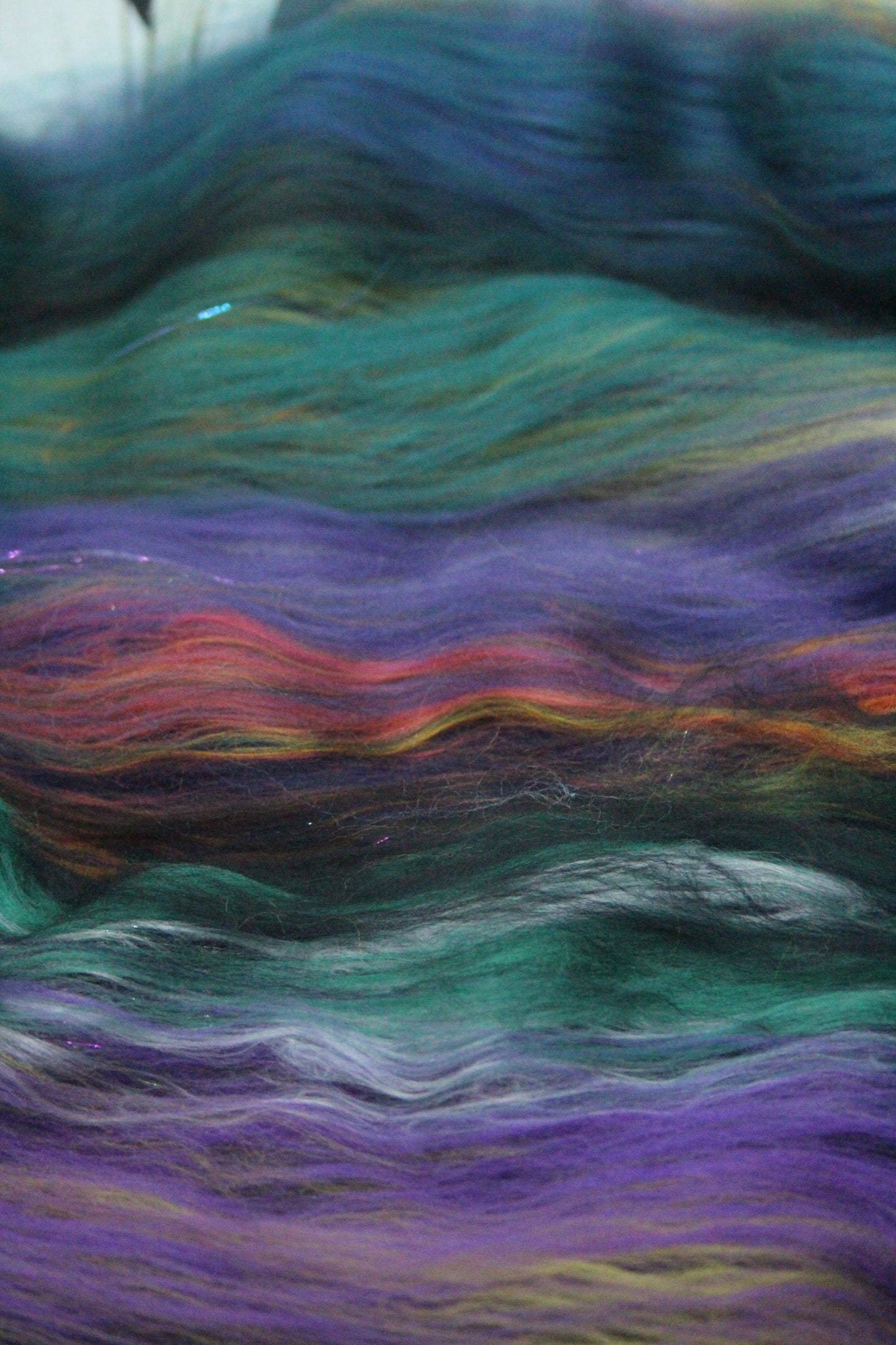 Supersoft Merino Art Batt - Black Purple Green - 91 grams 3.2 oz - Wool for felting, spinning and weaving