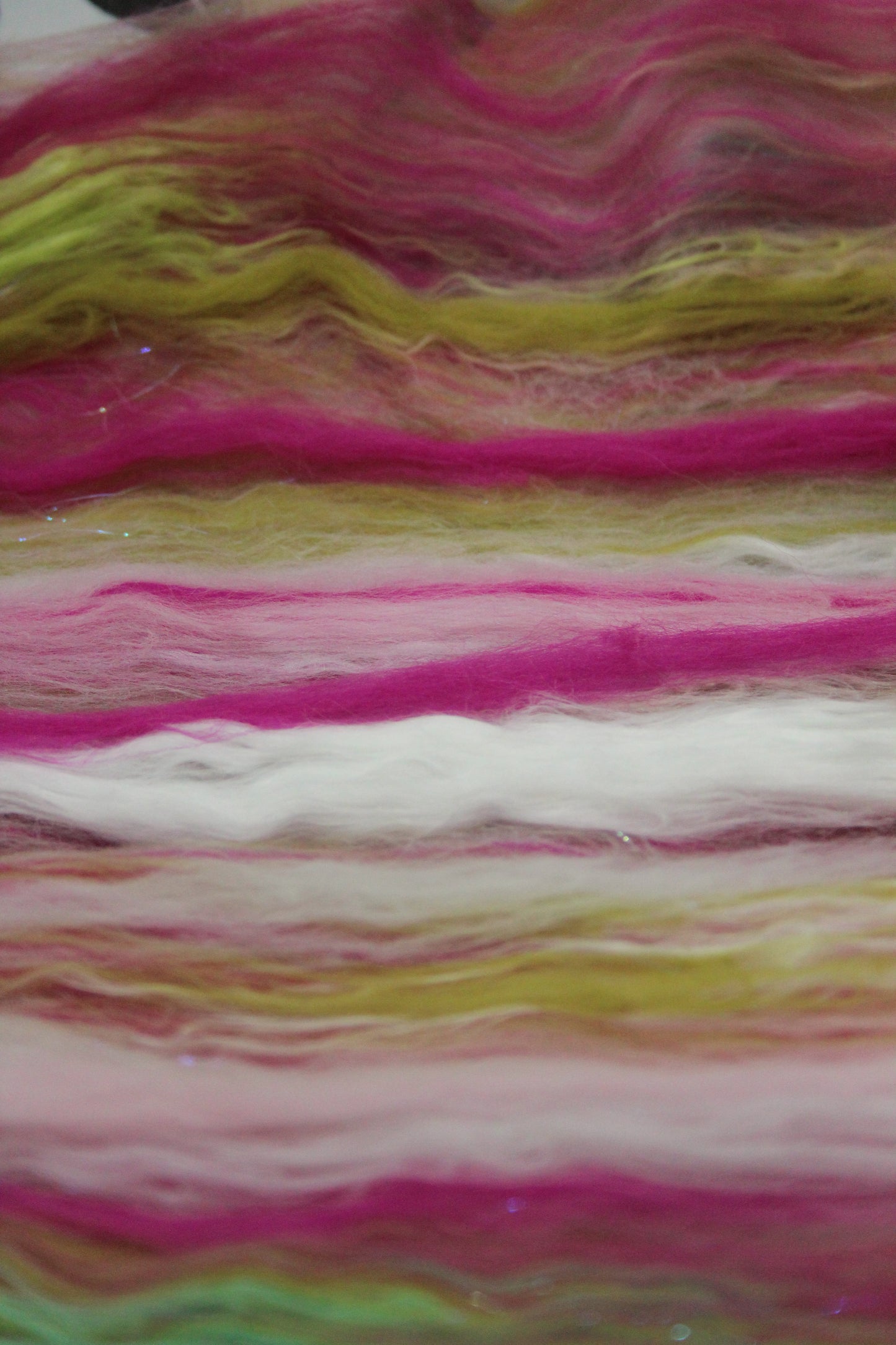Supersoft Merino Art Batt - Pink Green - 66 grams 2.3 oz - Wool for felting, spinning and weaving