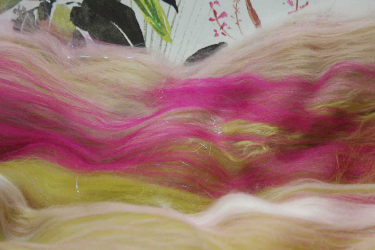Supersoft Merino Art Batt - Pink Green - 66 grams 2.3 oz - Wool for felting, spinning and weaving