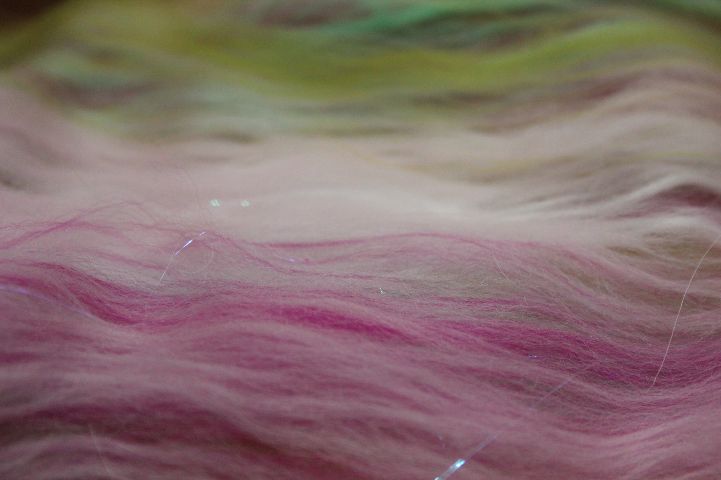 Supersoft Merino Art Batt - Pink Green - 66 grams 2.3 oz - Wool for felting, spinning and weaving