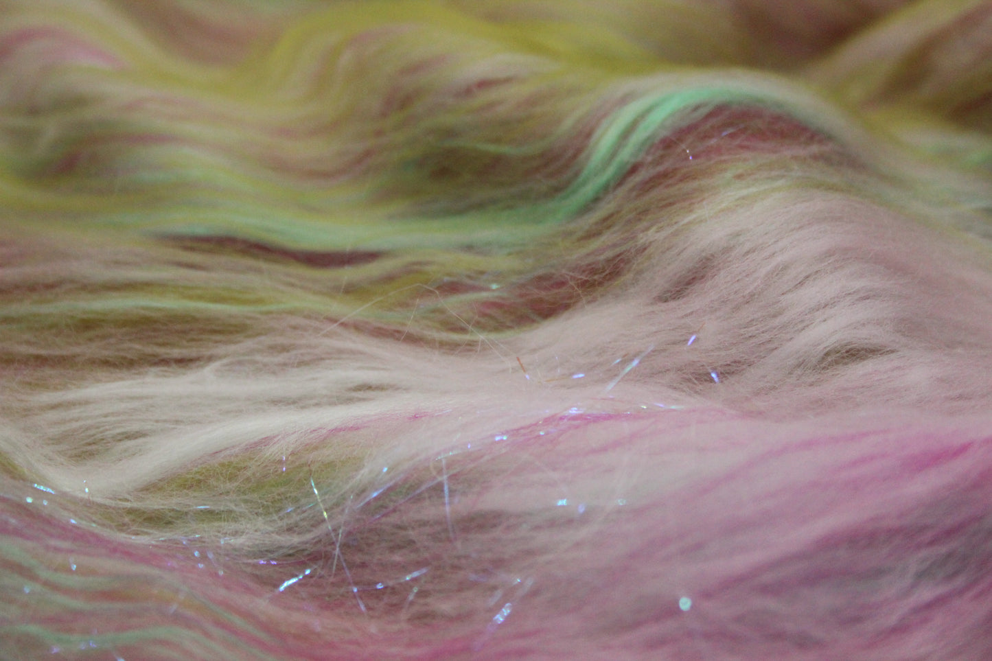 Supersoft Merino Art Batt - Pink Green - 66 grams 2.3 oz - Wool for felting, spinning and weaving