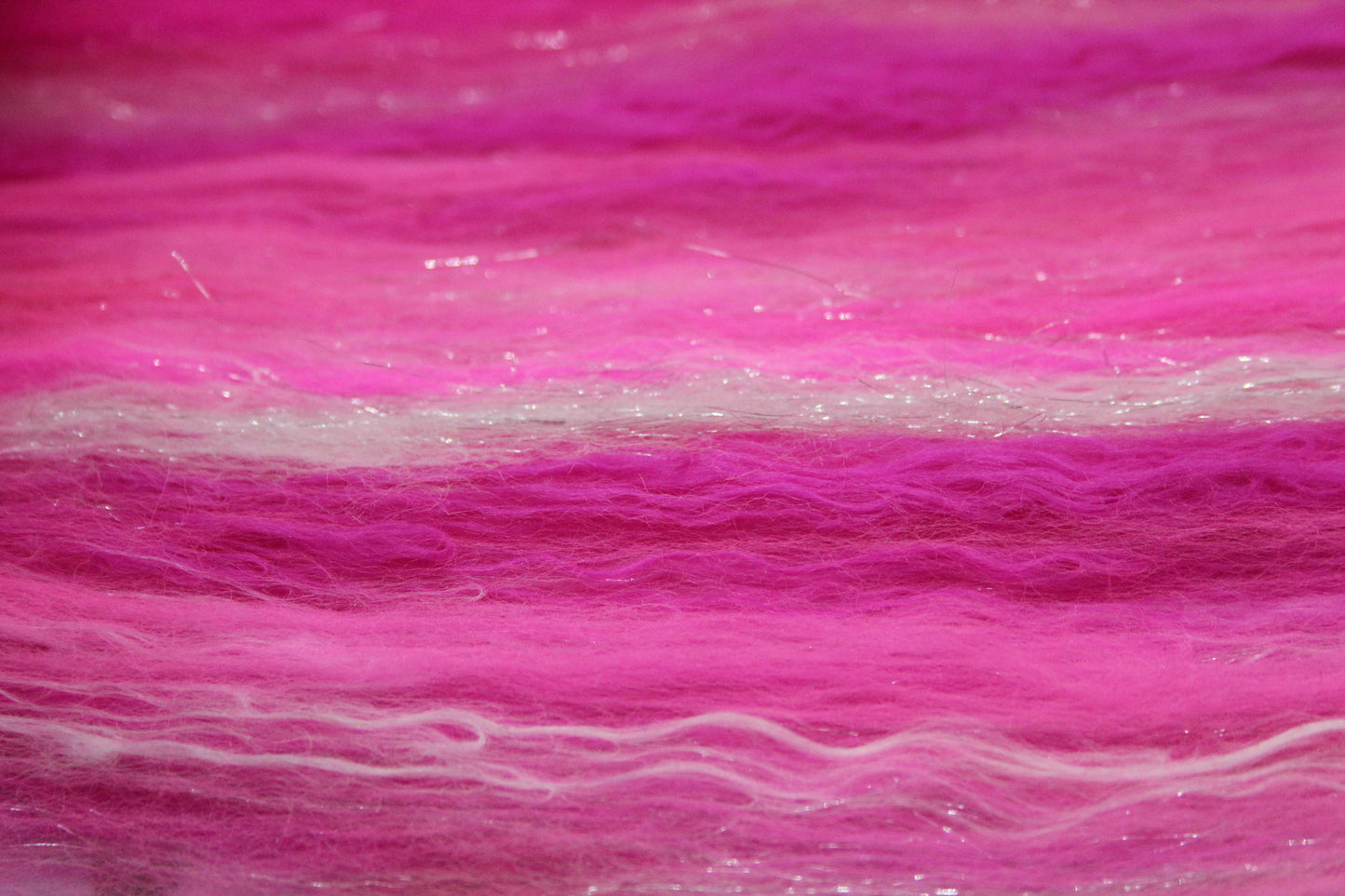 Merino Art Batt - Pink - 86 grams 3 oz - Wool for felting, spinning and weaving