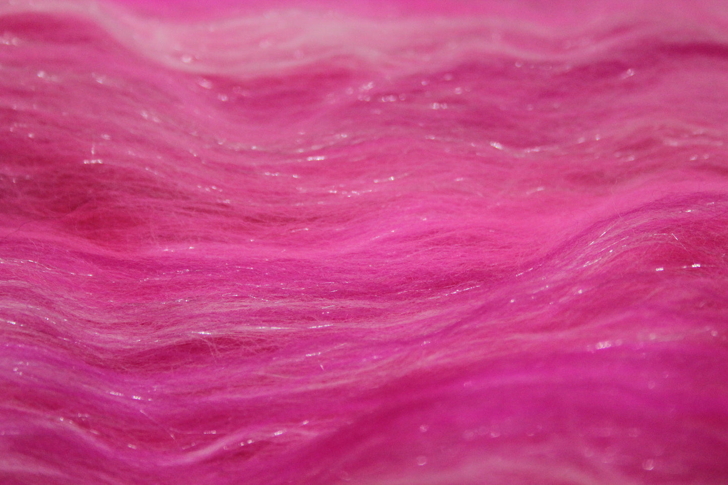 Merino Art Batt - Pink - 86 grams 3 oz - Wool for felting, spinning and weaving