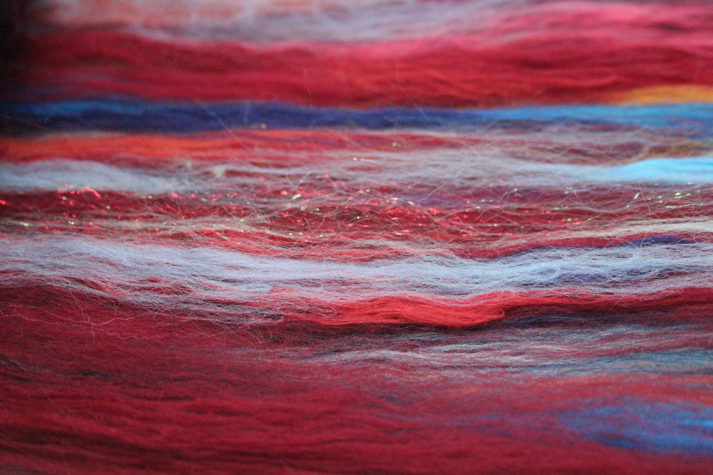 Merino Art Batt - Red - 101 grams 3.5 oz - Wool for felting, spinning and weaving