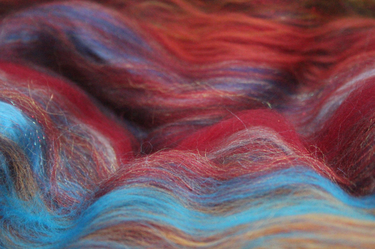 Merino Art Batt - Red - 101 grams 3.5 oz - Wool for felting, spinning and weaving
