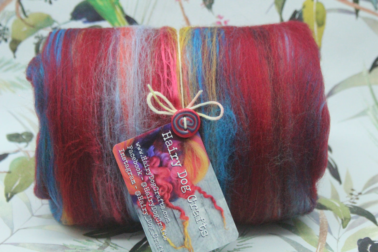 Merino Art Batt - Red - 101 grams 3.5 oz - Wool for felting, spinning and weaving