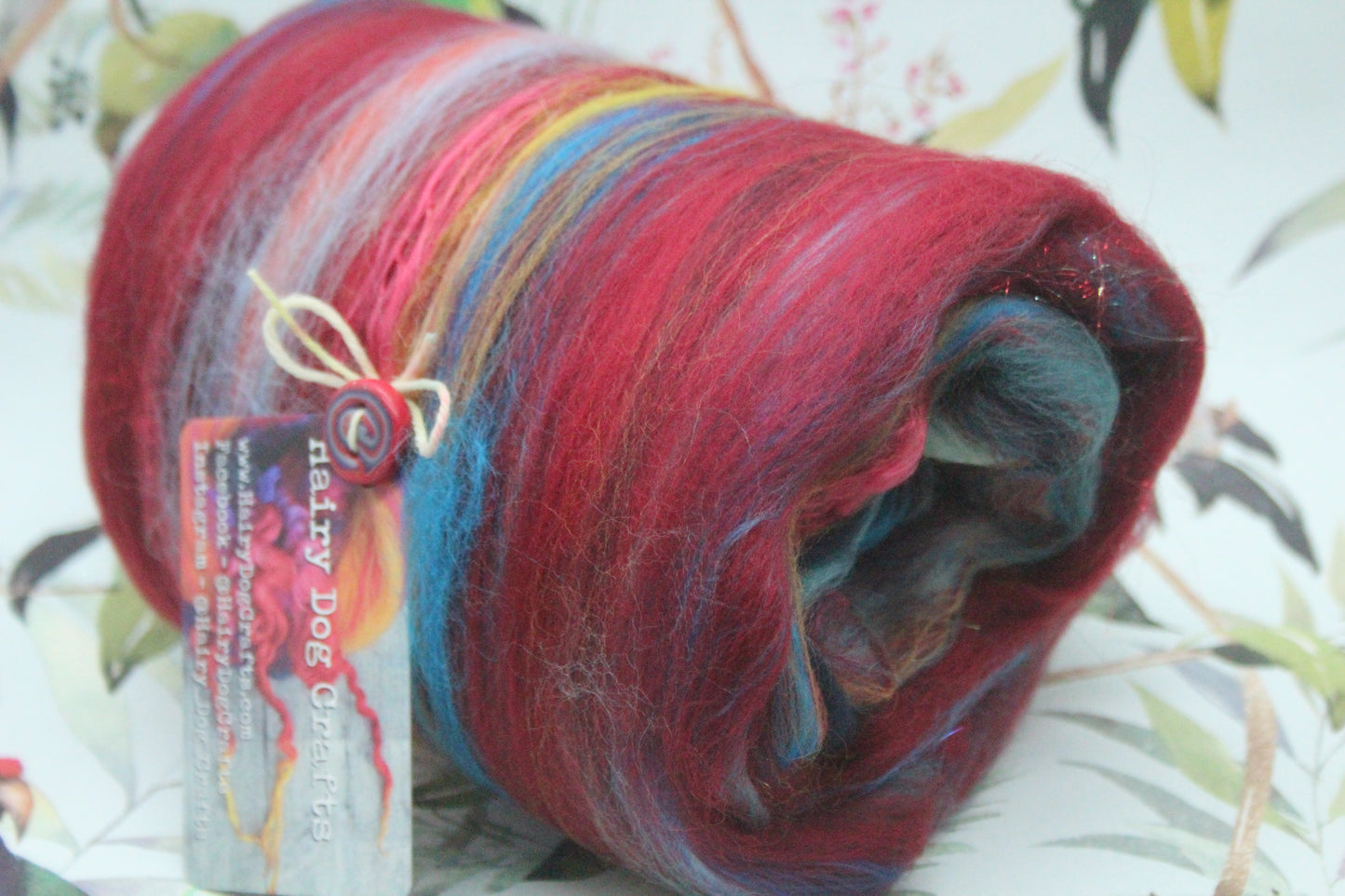 Merino Art Batt - Red - 101 grams 3.5 oz - Wool for felting, spinning and weaving