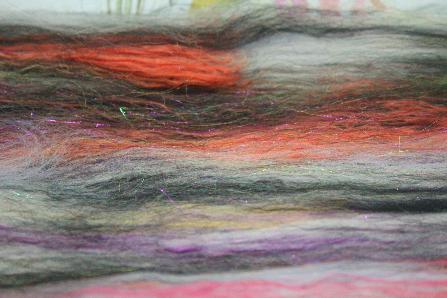 Merino Art Batt - White Grey Black - 84 grams 2.9 oz - Wool for felting, spinning and weaving